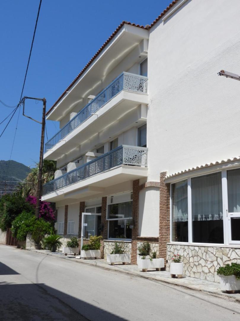 Panorama Hotel - Restaurant Диакопто Екстериор снимка
