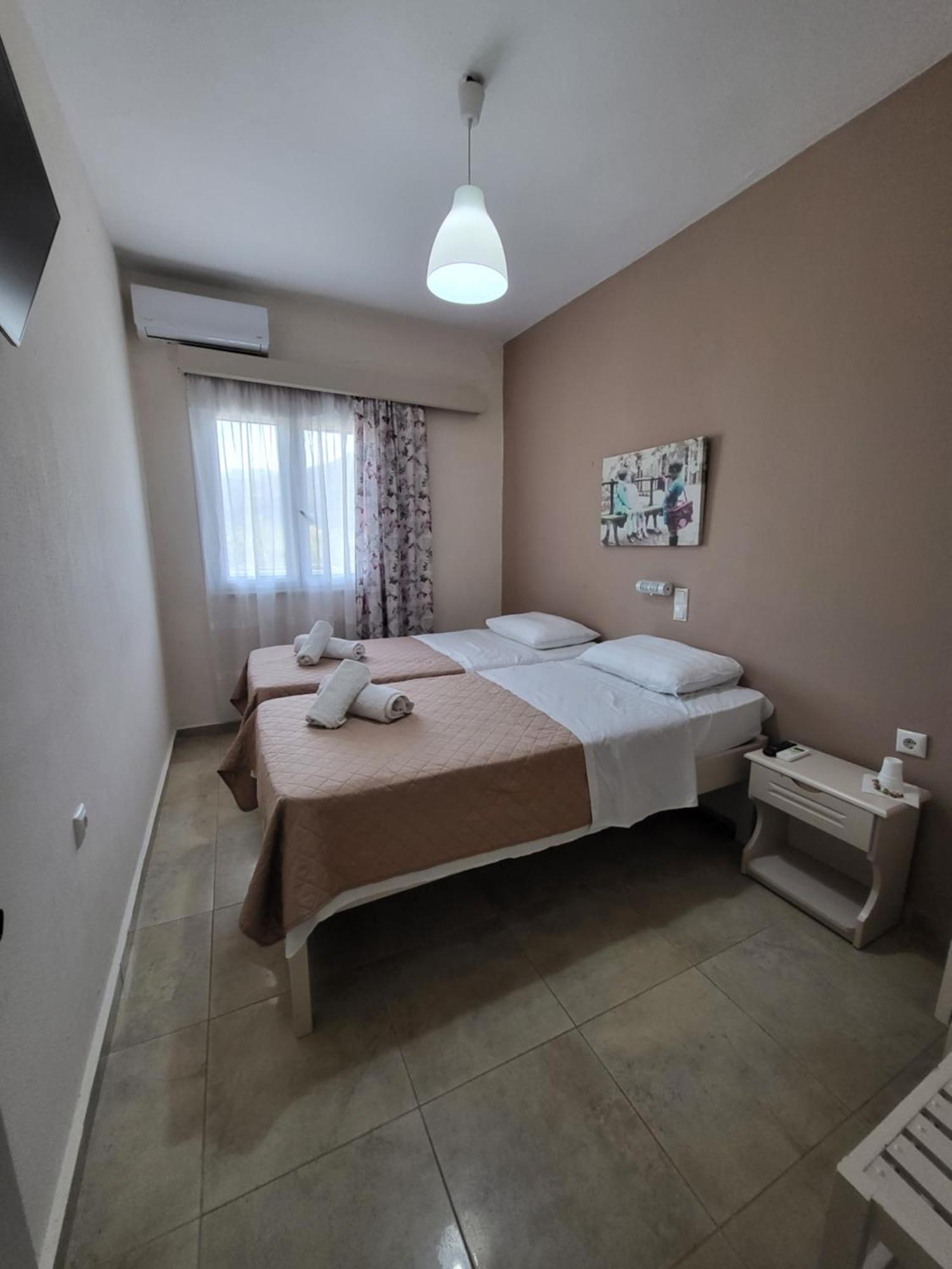 Panorama Hotel - Restaurant Диакопто Екстериор снимка